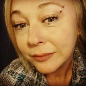 Meet your Posher, Teresa